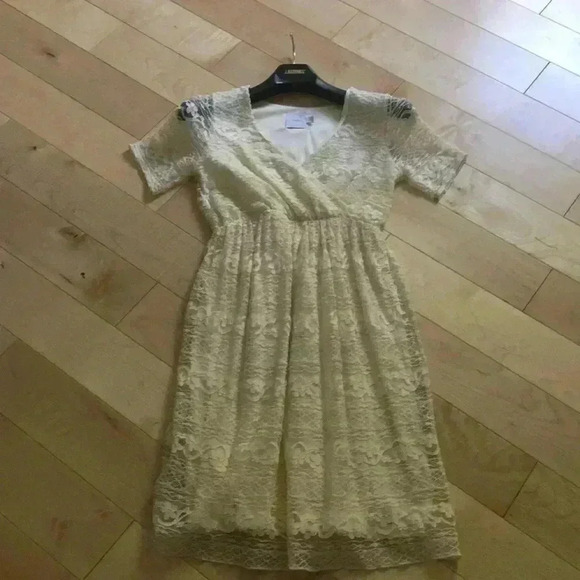 ASOS Maternity Dress Cream Lace - Picture 1 of 6